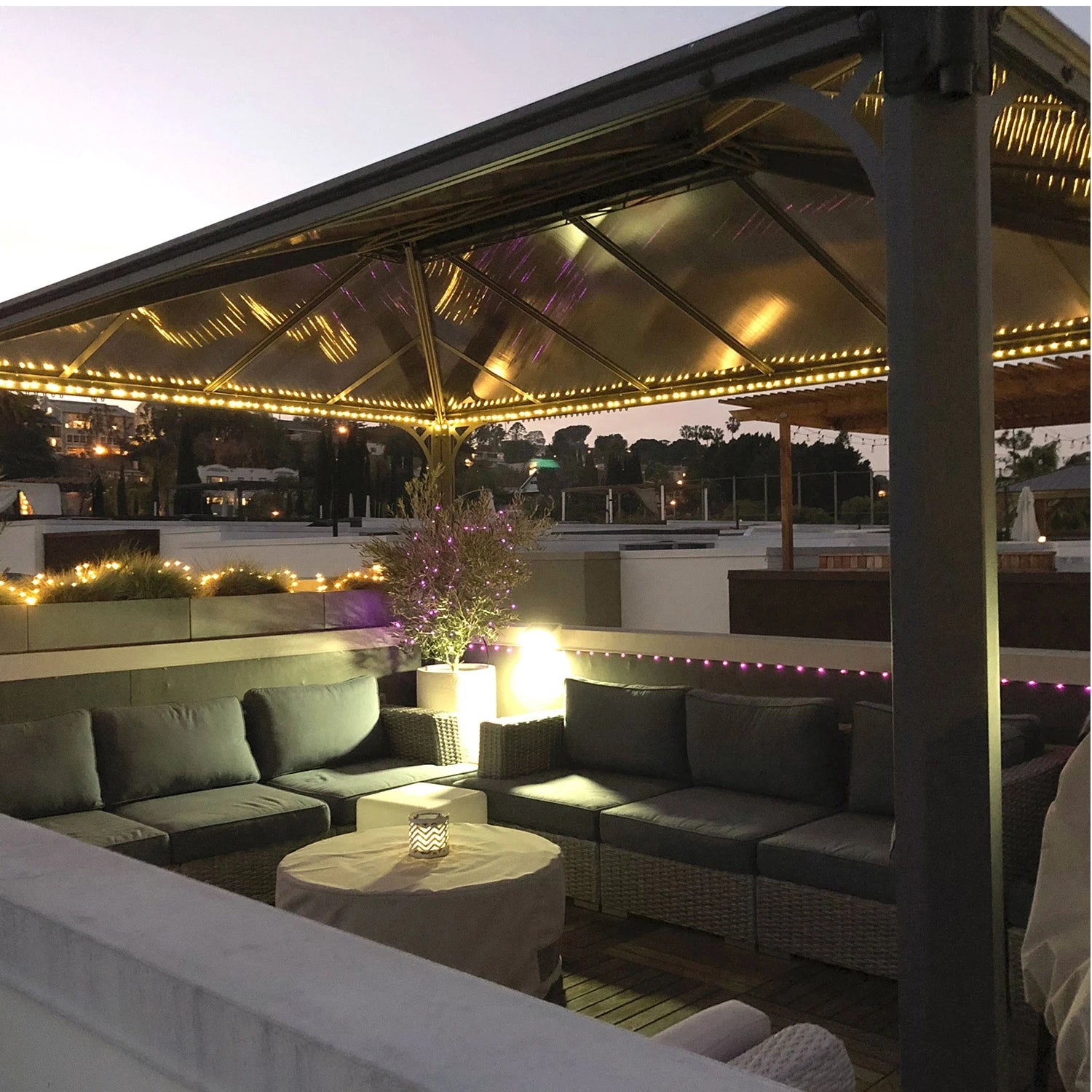Martinique 5000 - 12 ft. × 16 ft. Gazebo Kit
