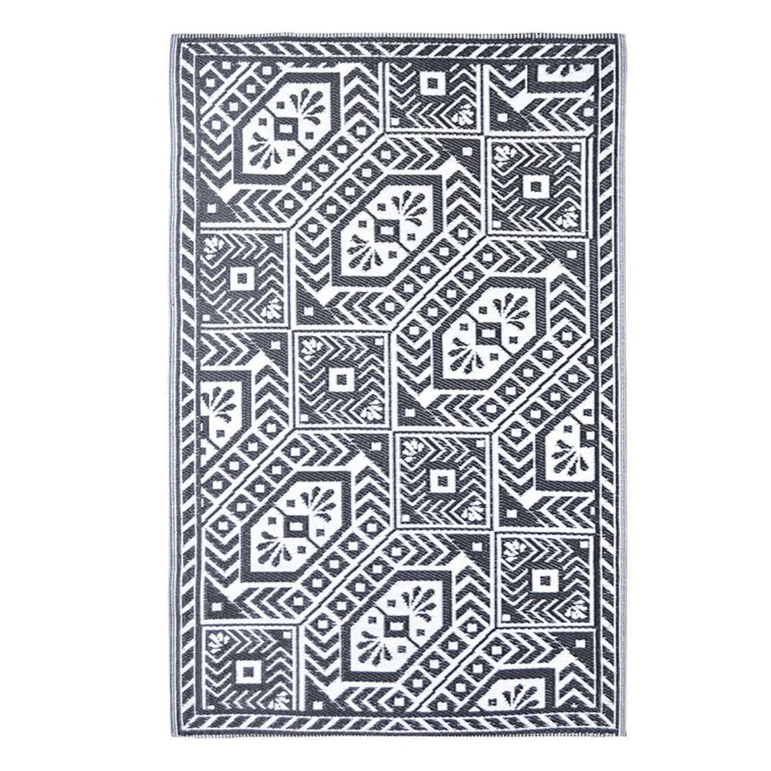 Garden carpet diamond b/w S