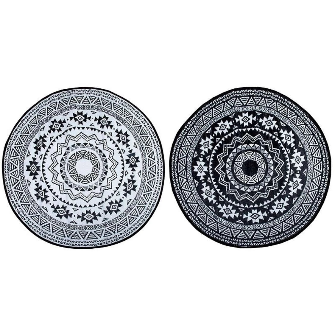 Round garden carpet